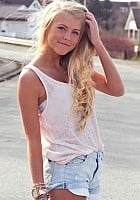 Aurora Mohn